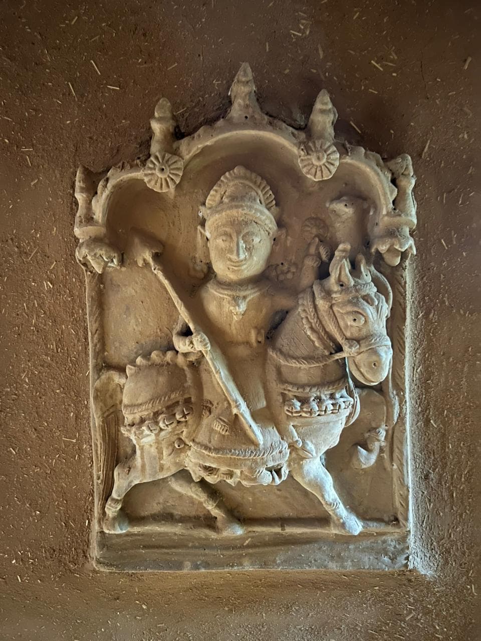 Van Bhoj: The Mud House in Delhi NCR — photo 2